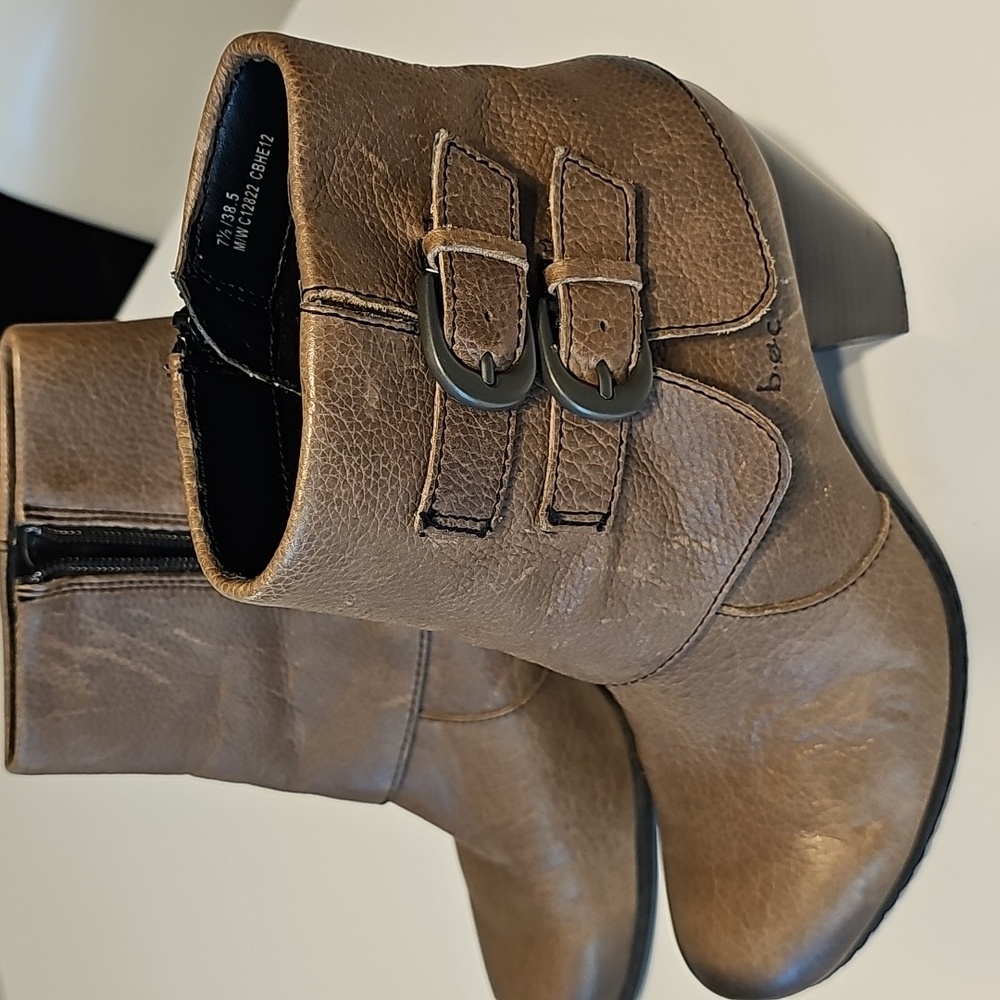 BOC Born Concepts Traipse BrownLeather Boots, Size 7.5